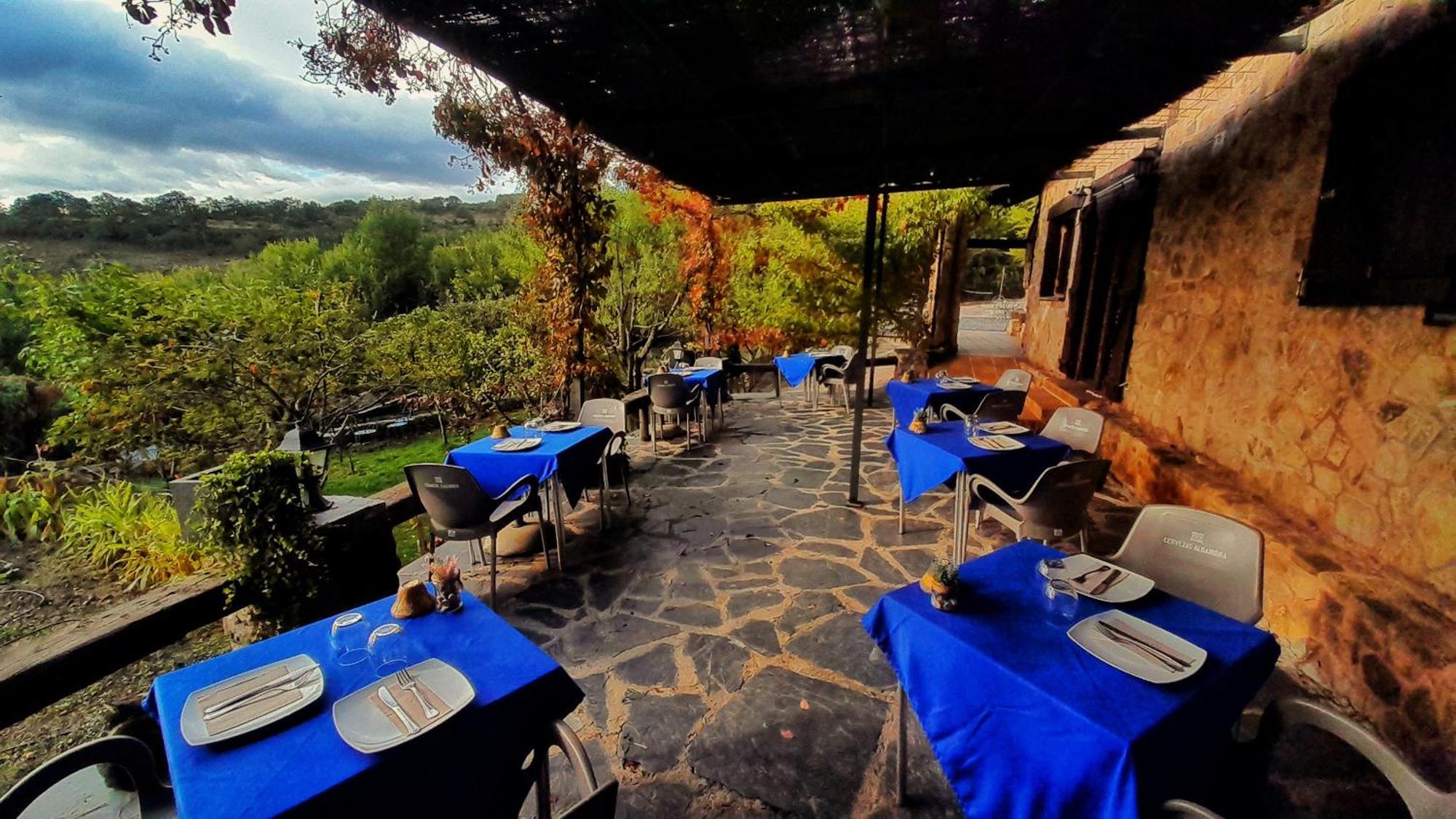Casa Rural, Spa Y Restaurante El Huerto Del Abuelo Almiruete Luaran gambar