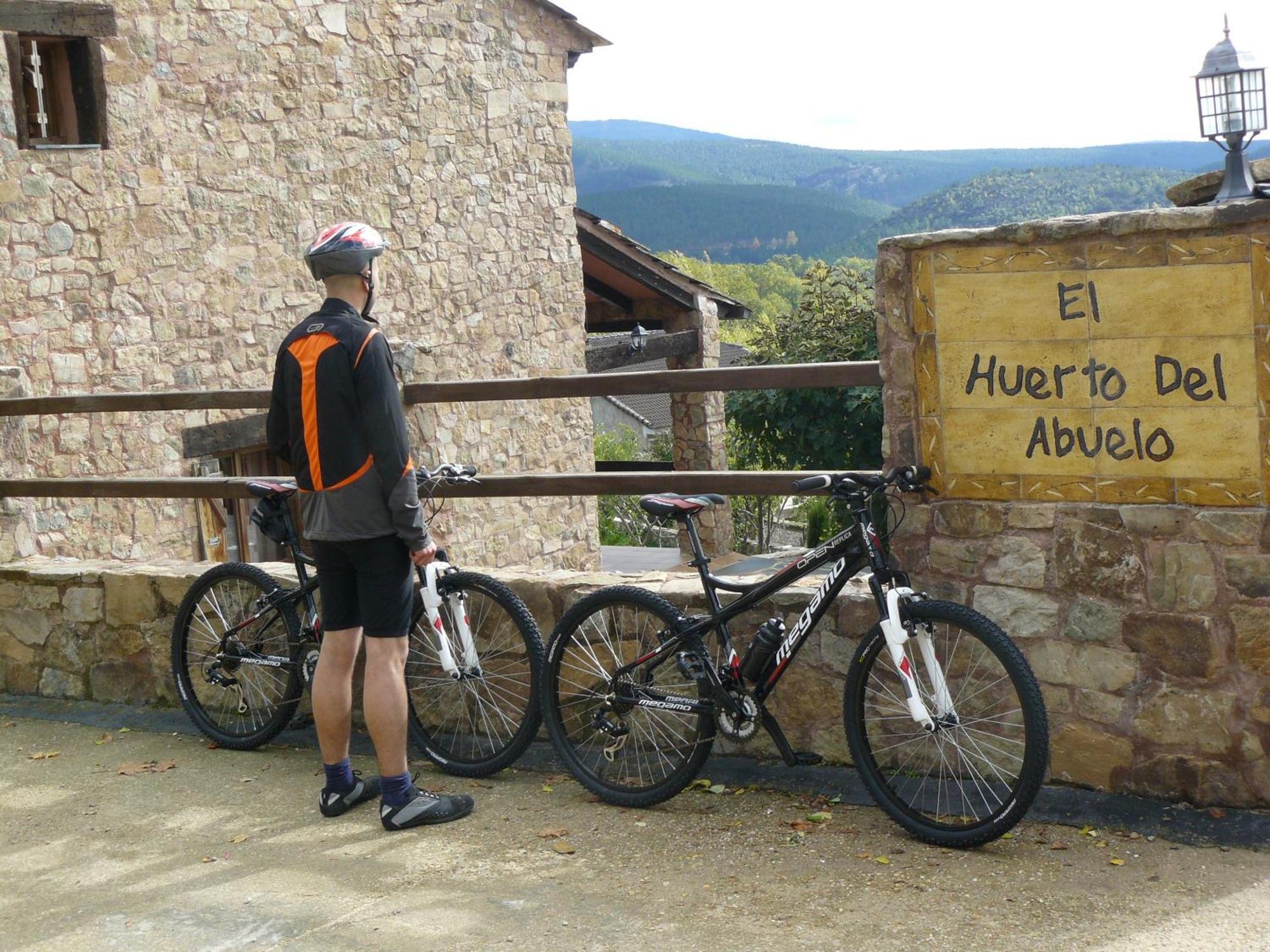Casa Rural, Spa Y Restaurante El Huerto Del Abuelo Almiruete Luaran gambar