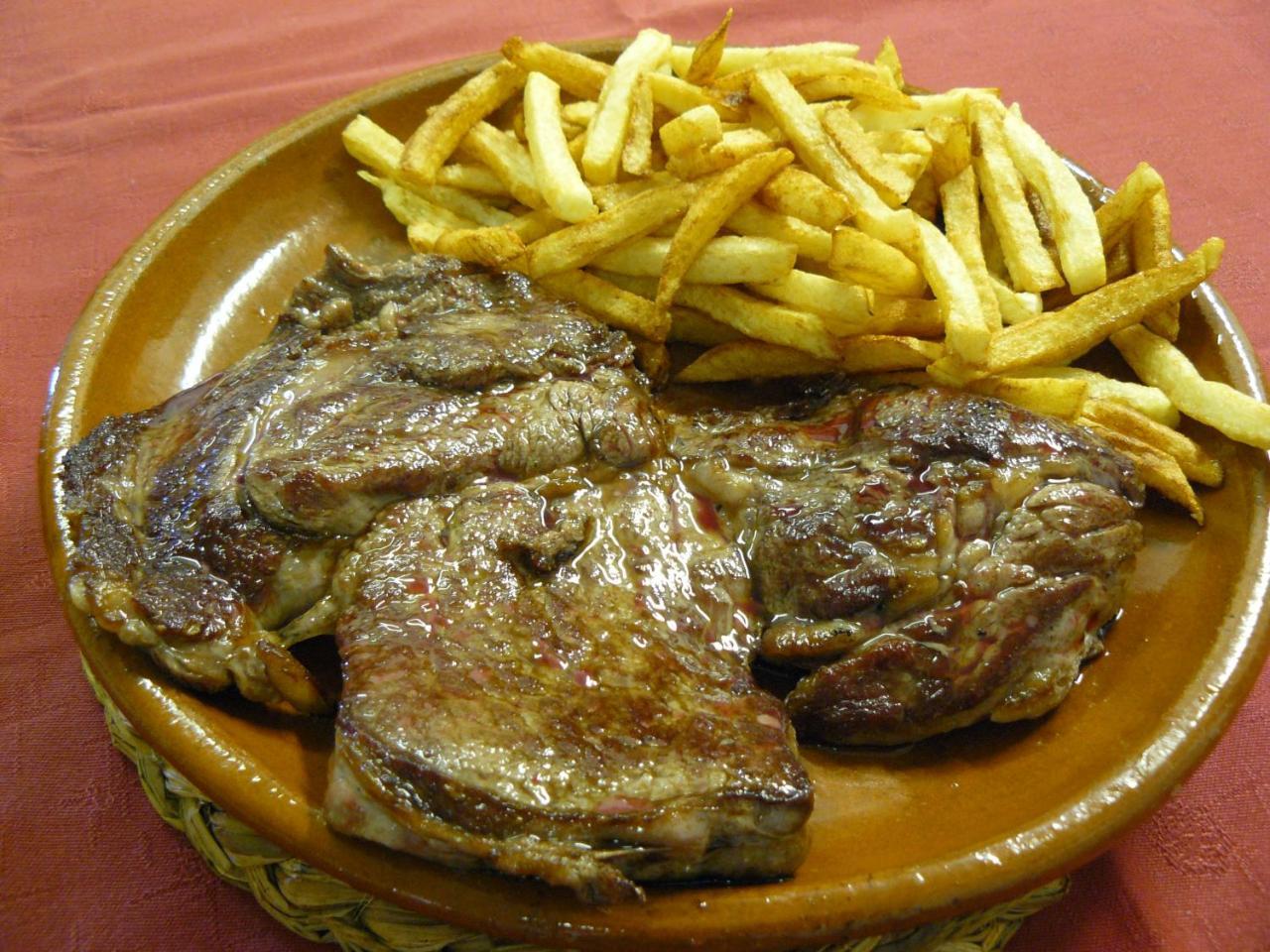 Casa Rural, Spa Y Restaurante El Huerto Del Abuelo Almiruete Luaran gambar